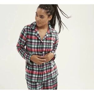 NEW VERA BRADLEY cozy  pajama top in ribbons plaid Small Womens